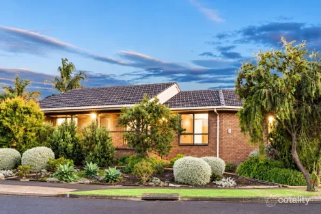 1 Dougal Ct, Highton, VIC 3216