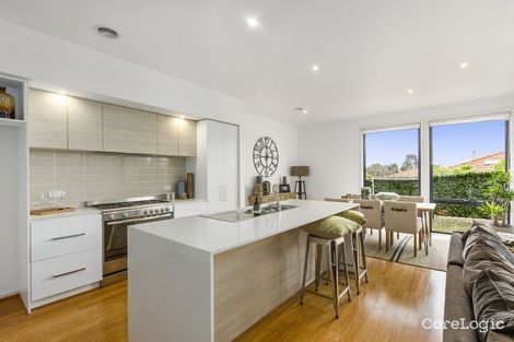 Property photo of 9 Burn Nar Look Drive Burwood VIC 3125