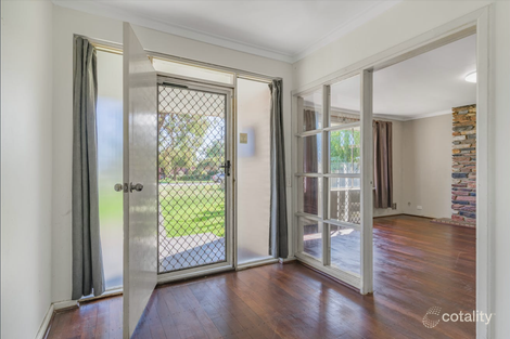 Property photo of 58 Coops Avenue Thornlie WA 6108
