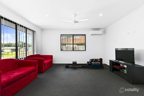 Property photo of 11 Wagtail Circuit Kawungan QLD 4655