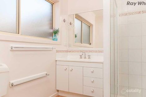 Property photo of 2/35 Pecks Road Sydenham VIC 3037