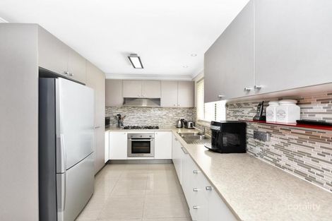 Property photo of 18 Guyra Road Hinchinbrook NSW 2168