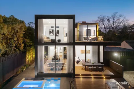 Property photo of 71 The Boulevard Balwyn North VIC 3104