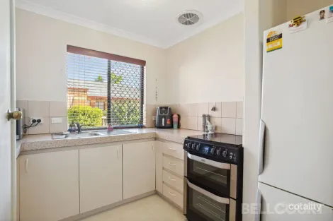 Property photo of 20/8 Garnsworthy Place Bassendean WA 6054
