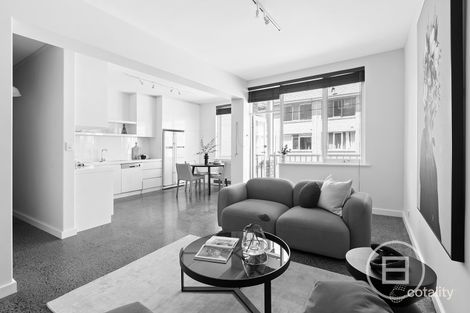 Property photo of 4/45 Ormond Esplanade Elwood VIC 3184