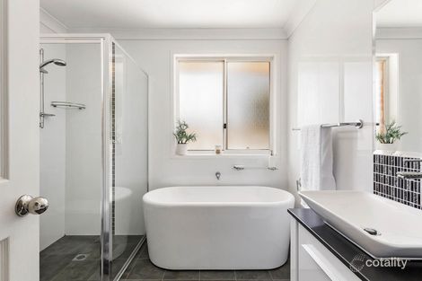 Property photo of 33 Jindabyne Road Flinders NSW 2529