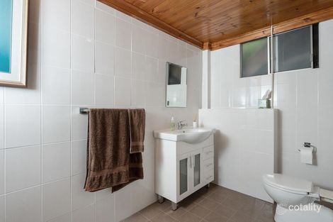 Property photo of 5 Kiah View Bolton Point NSW 2283