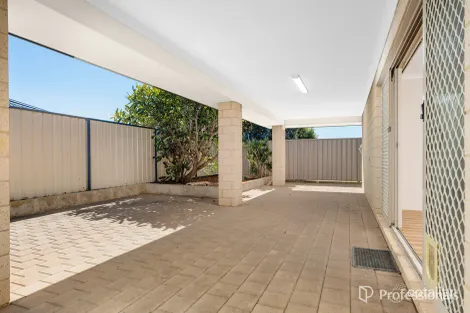 Property photo of 35A Bagley Crescent Mount Tarcoola WA 6530