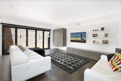 Property photo of 11 Uralba Street West Wollongong NSW 2500