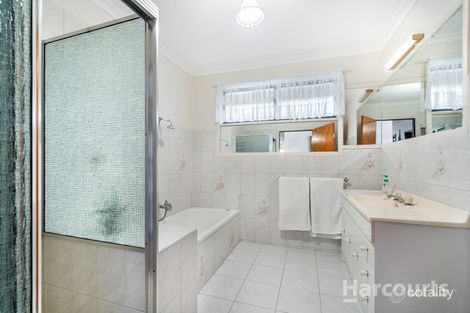 Property photo of 1 Lara Court Deer Park VIC 3023