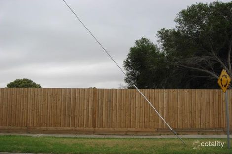 70 Oakwood Rd, Albanvale, VIC 3021