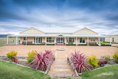 1370 Bacchus Marsh Rd, Bullengarook, VIC 3437