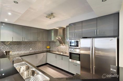 Property photo of 24 Cuthbert Drive Hillside VIC 3037
