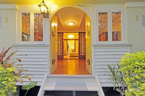 627 Old Cleveland Rd, Camp Hill, QLD 4152