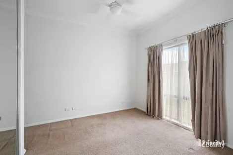 Property photo of 8 Wallaby Avenue Kangaroo Flat VIC 3555