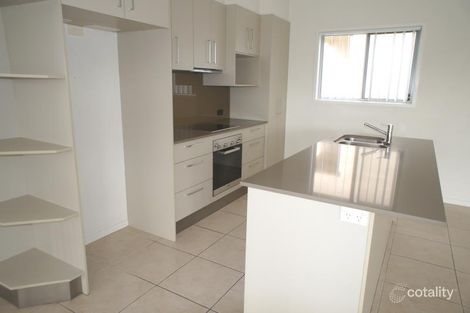 Property photo of 2/34 Drake Avenue Paradise Point QLD 4216