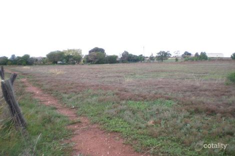 Property photo of 7 Thomas Tom Crescent Parkes NSW 2870