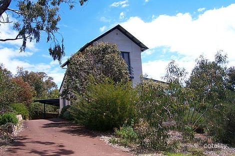 5 Otranto Cl, Eagle Bay, WA 6281