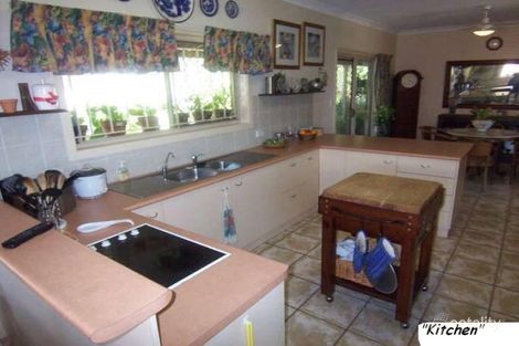 Property photo of 2 Rivergum Place Mackenzie QLD 4156