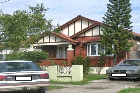 6 Skyline St, Greenacre, NSW 2190