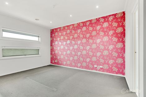 Property photo of 23 Myhaven Circuit Carrum Downs VIC 3201