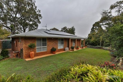 8 Scenic Ct, Gowrie Junction, QLD 4352