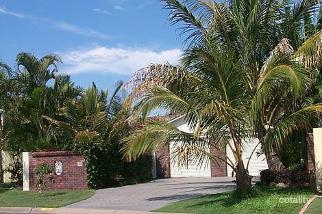 25 Smugglers Pl, Runaway Bay, QLD 4216