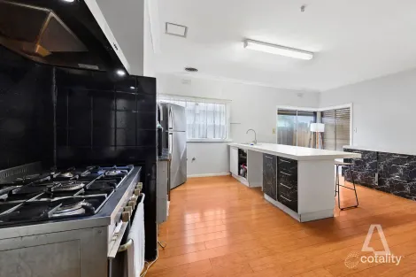 Property photo of 96 View Street St Albans VIC 3021