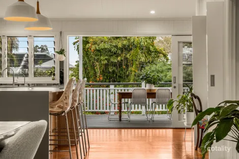 Property photo of 10 Nelson Street Kalinga QLD 4030
