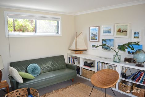 Property photo of 1 St Ives Crescent Venus Bay VIC 3956