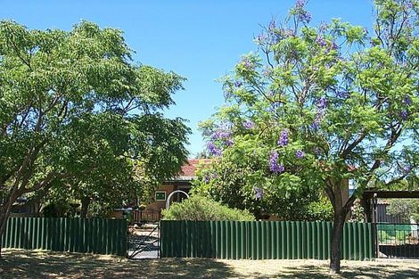 3 Exbury Rd, Armadale, WA 6112