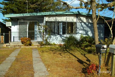 24 Wentworth Ave S, Woy Woy, NSW 2256