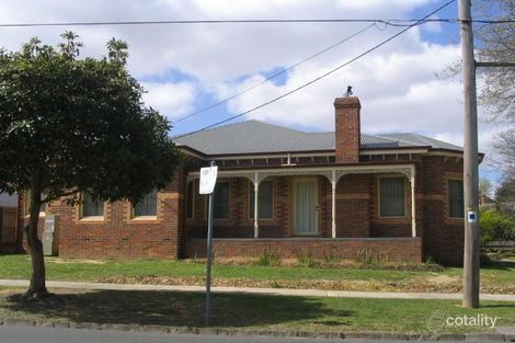 4 Louise Ave, Mont Albert, VIC 3127