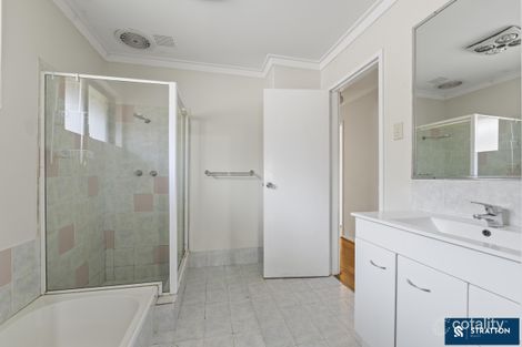 Property photo of 8 Kimberley Way Parkwood WA 6147