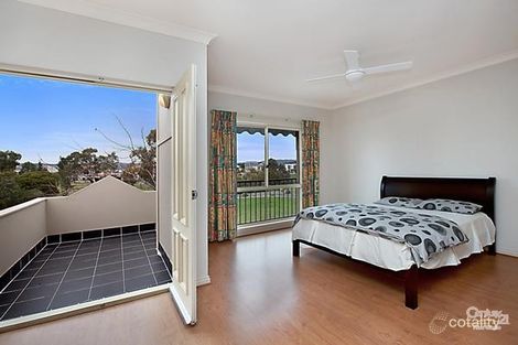 Property photo of 11 Greentree Place Mawson Lakes SA 5095