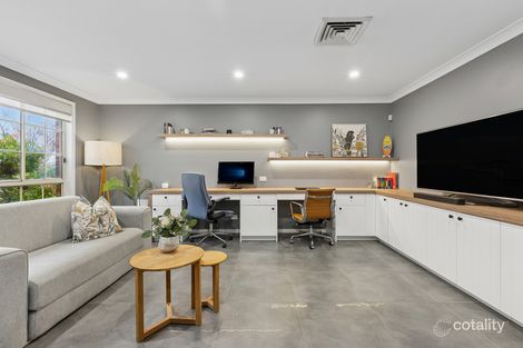 Property photo of 20 Mannow Avenue West Hoxton NSW 2171