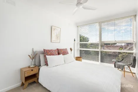 Property photo of 11/8 Lambert Road Toorak VIC 3142