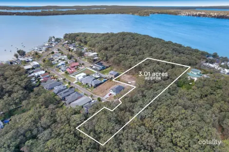 28 Norman Ave, Sunshine, NSW 2264