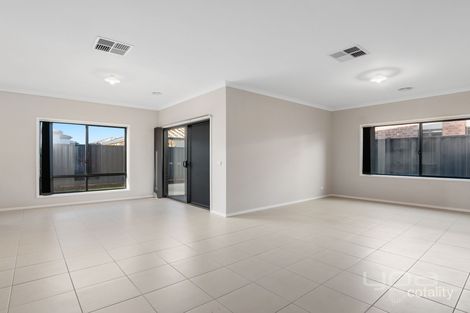 Property photo of 47 Arena Circuit Strathtulloh VIC 3338