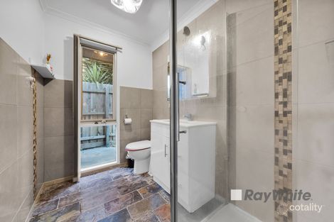 Property photo of 24 James Bathe Way Narre Warren South VIC 3805