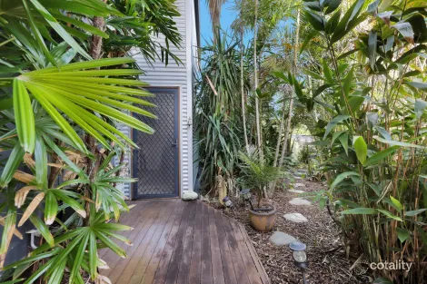 Property photo of 12 Rosella Street Slade Point QLD 4740