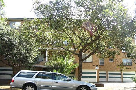 Property photo of 18/1-3 Hercules Road Brighton-Le-Sands NSW 2216