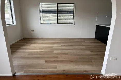 Property photo of 7 Hickory Avenue Kin Kora QLD 4680