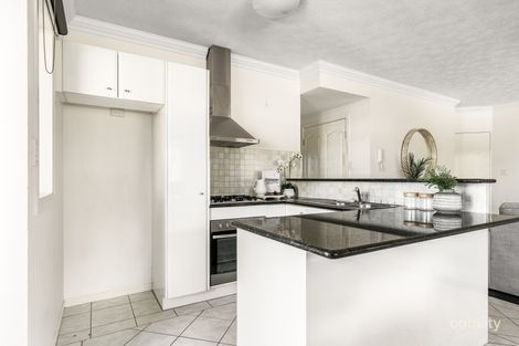 Property photo of 12/40 Bell Street Kangaroo Point QLD 4169