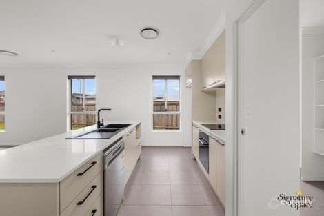Property photo of 30 Pinnacles Street Yarrabilba QLD 4207