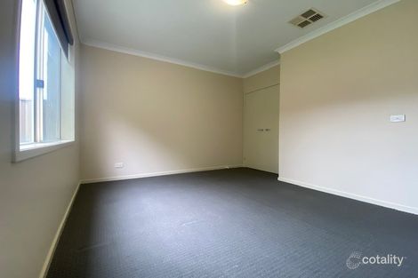 Property photo of 36 Fairbridge Road Point Cook VIC 3030