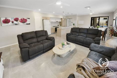 Property photo of 35 Sudbury Drive Pimpama QLD 4209