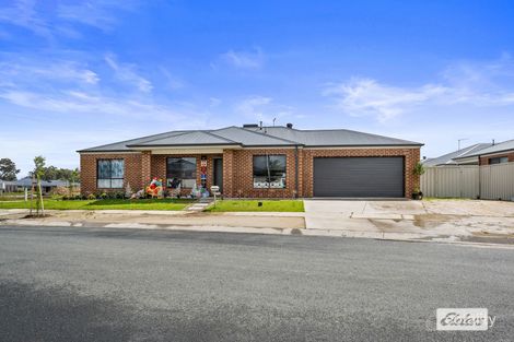 Property photo of 7 Tweed Way West Wodonga VIC 3690