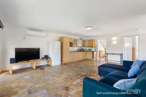 Property photo of 2 McCourt Place Peppermint Grove Beach WA 6271