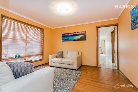 Property photo of 17 St Clair Parade Greenwith SA 5125